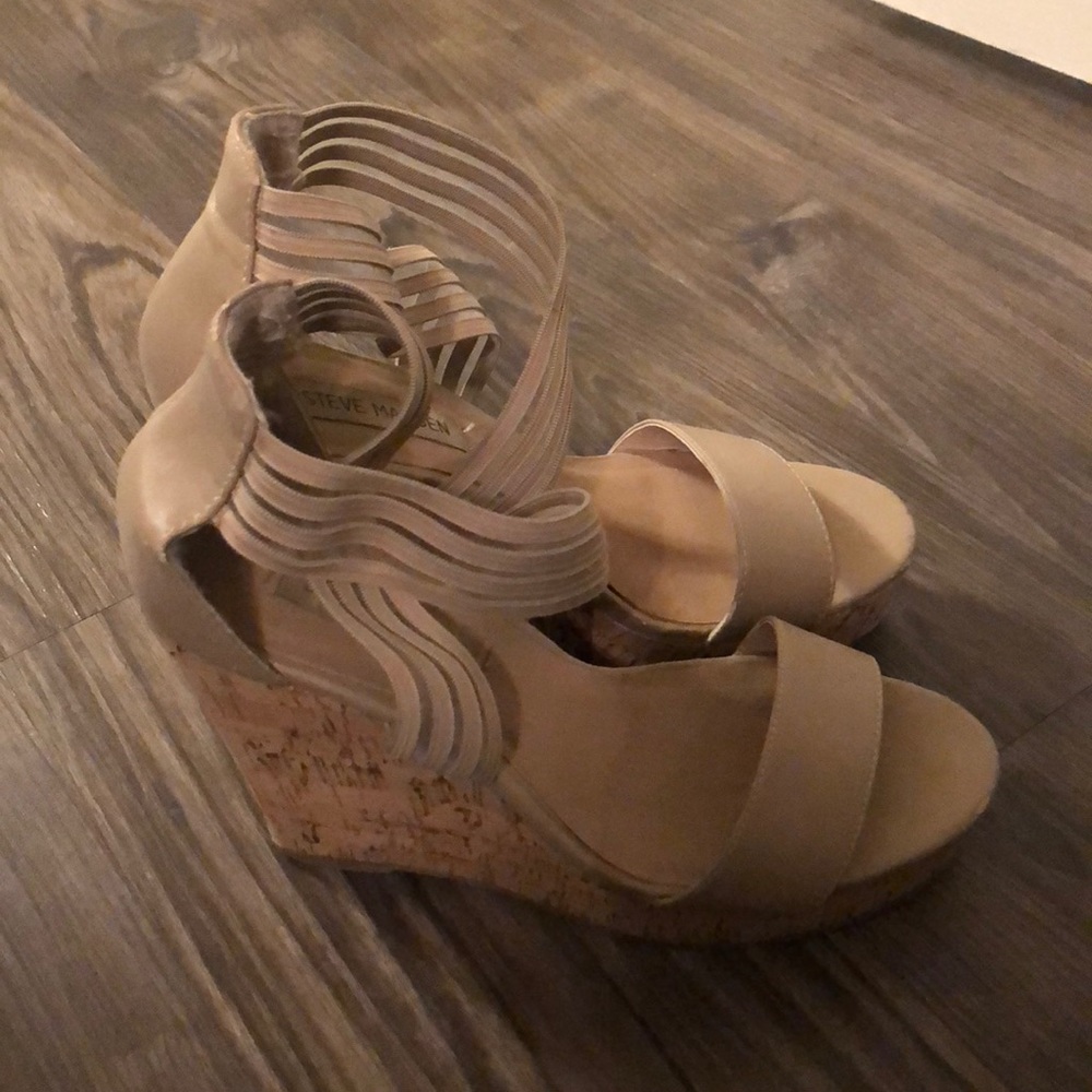 Steve Madden wedges